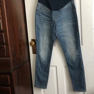 Maternity jeans Levi Strauss skinny jeans MED EUC